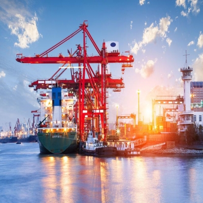 如何防止在碼頭的起重機生銹？